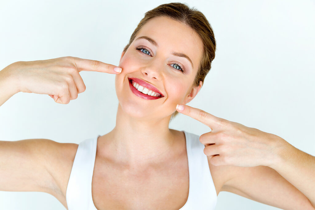 Почему не стоит откладывать протезирование зубов?